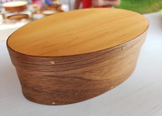 Simply Shaker Oval Trays